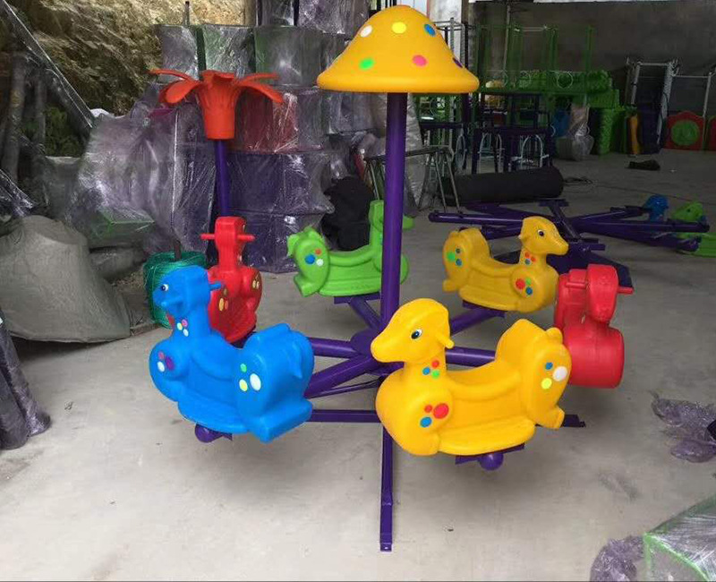 六人转椅儿童塑料户外幼儿园游戏转椅户外游乐设施梅花鹿多人转椅