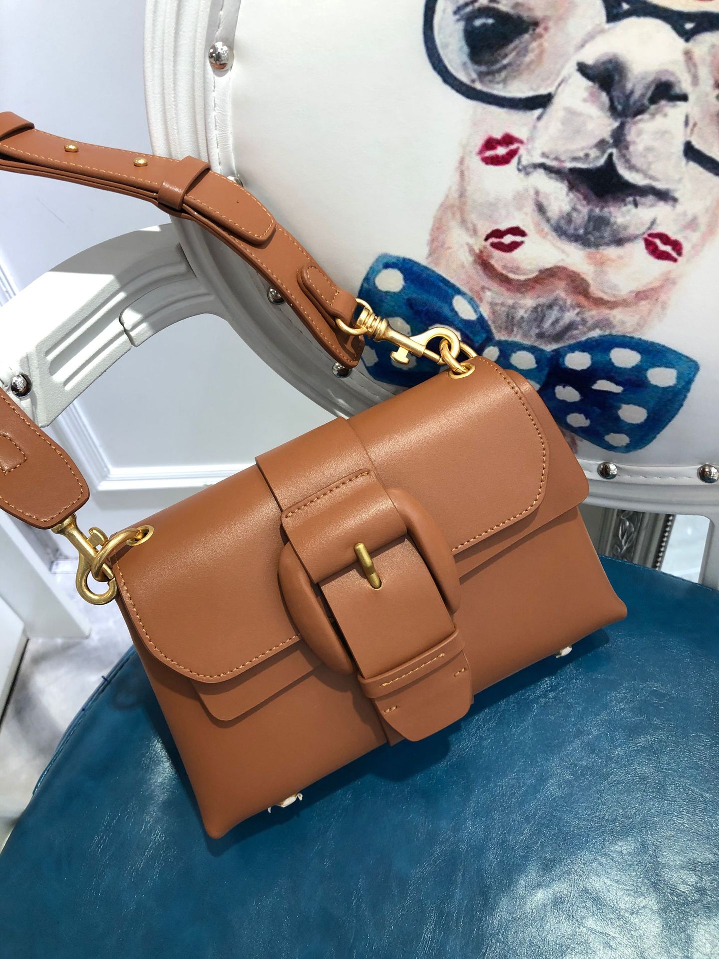 澳洲小众oroton 邮差包翻盖搭扣牛皮信封包单肩手提包