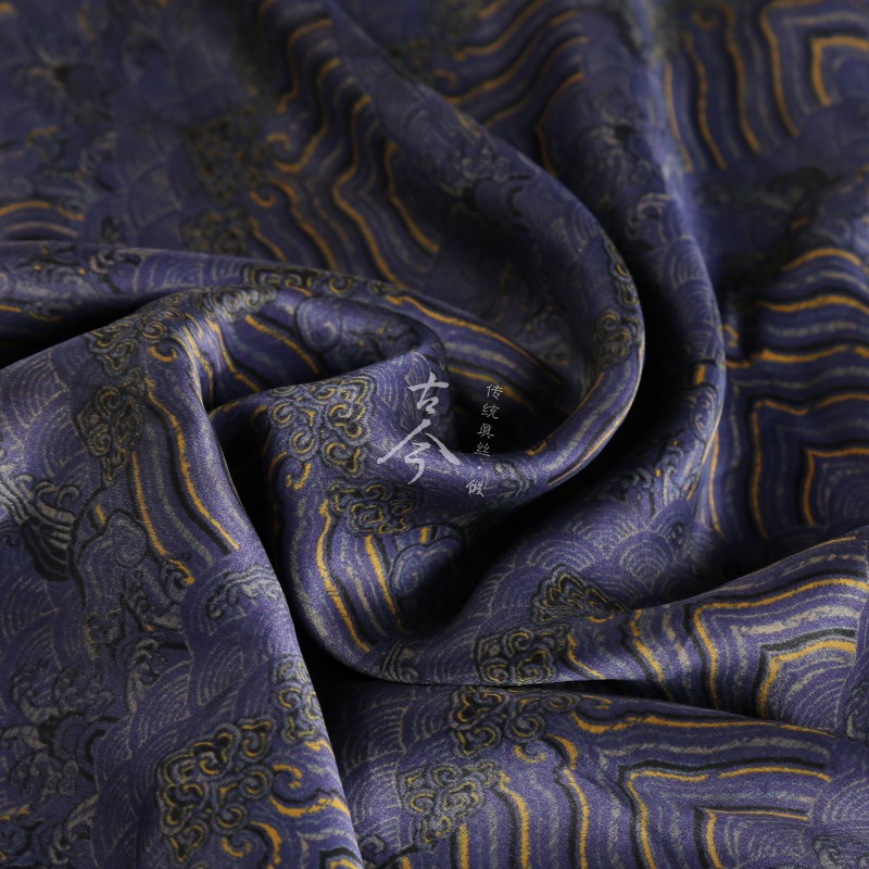 古今丝绸夏季新品云纹印花素绉缎香云纱中国风传统旗袍裙布料促销