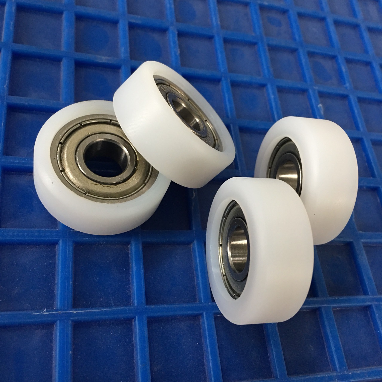 供应mc尼龙滑轮高强度pom滚轮塑料尼龙滚轮塑料滑轮
