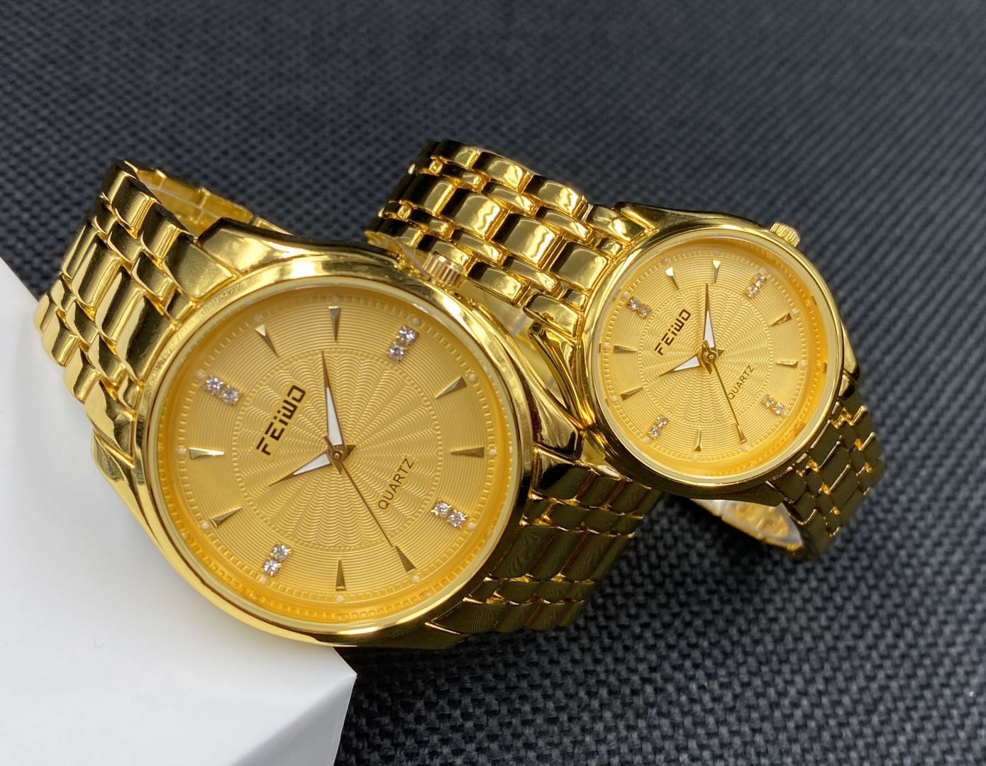 飞沃 情侣手表 夜光 时尚男女表 促销表 礼品表 现货手表批发防水