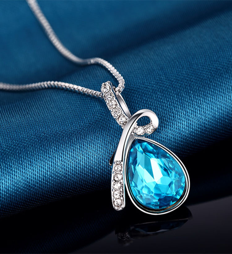 韩版时尚微镶天使泪水蓝宝石吊坠 短款满庭芳水晶女项链饰品批发
