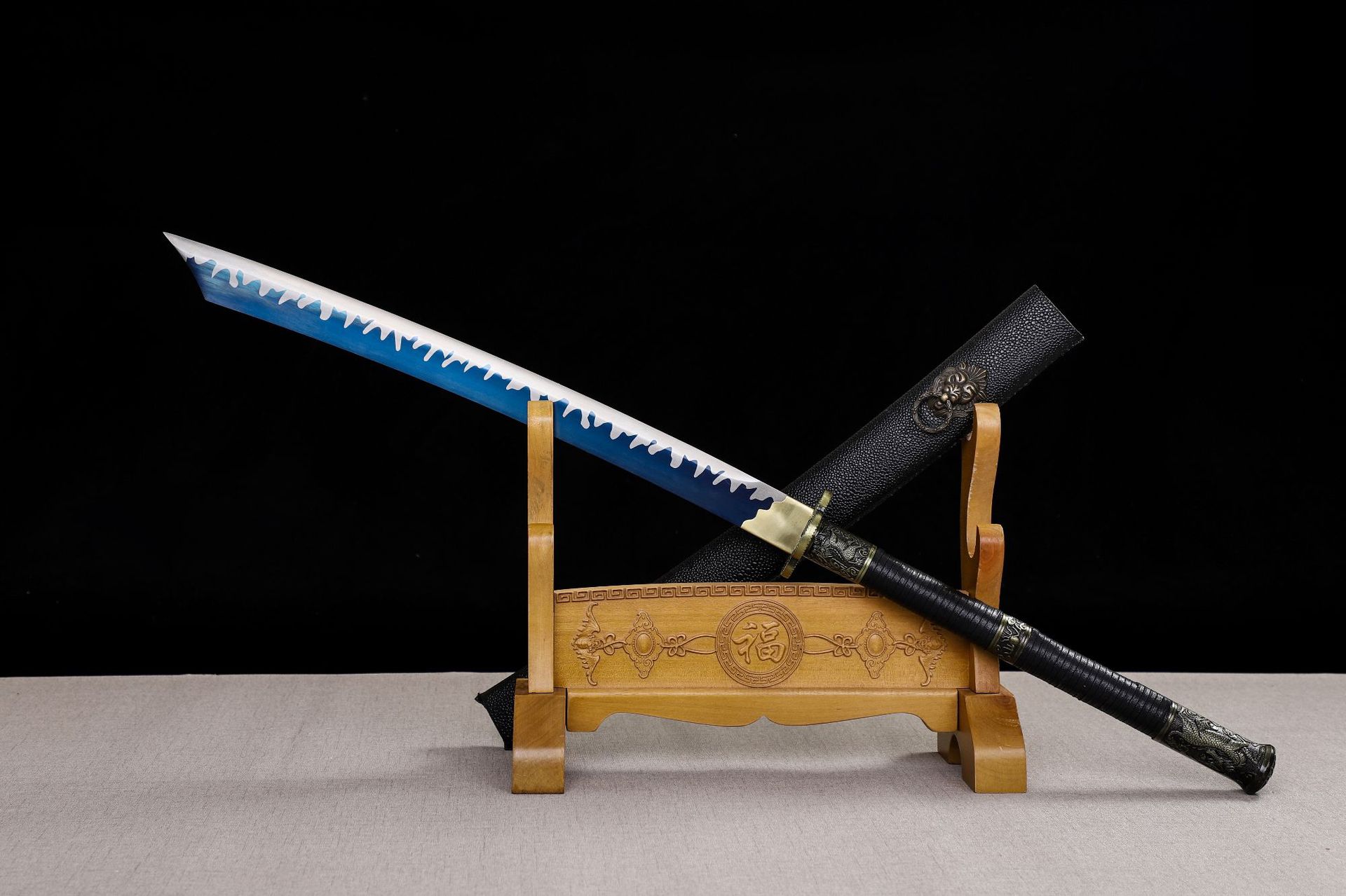 龙泉市刀剑高锰钢烤蓝镇宅宝剑手工锻打康熙战刀双手刀送礼未开刃