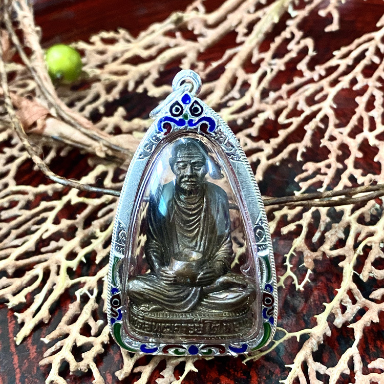 舍玛商贸2552龙婆卡隆大师阿赞多自身含珐琅壳及d卡包邮泰国佛牌