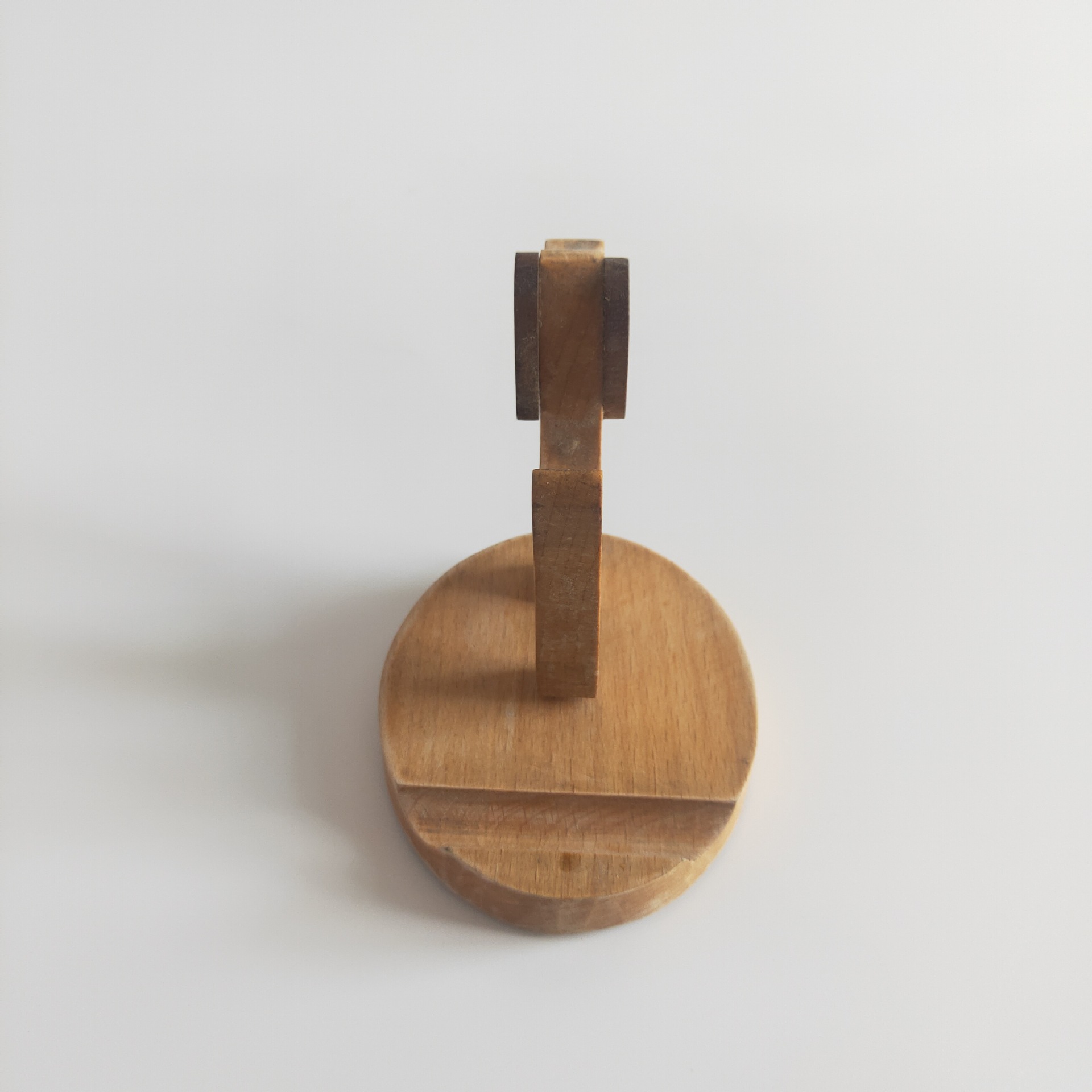 木质小狗装饰手机支架 创意木手机底座 懒人木质手机支架可印logo