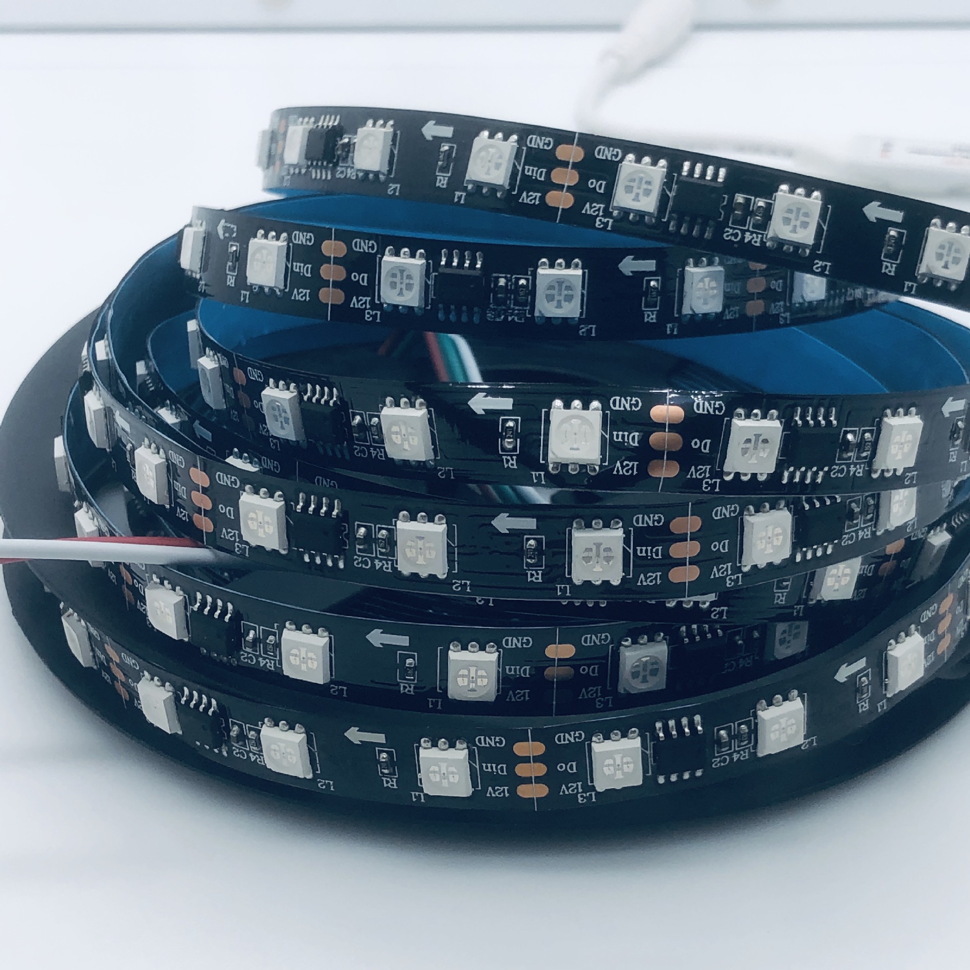 led灯带幻彩12v5050灯珠ws2811跑马流水可编程序全彩变色软灯带