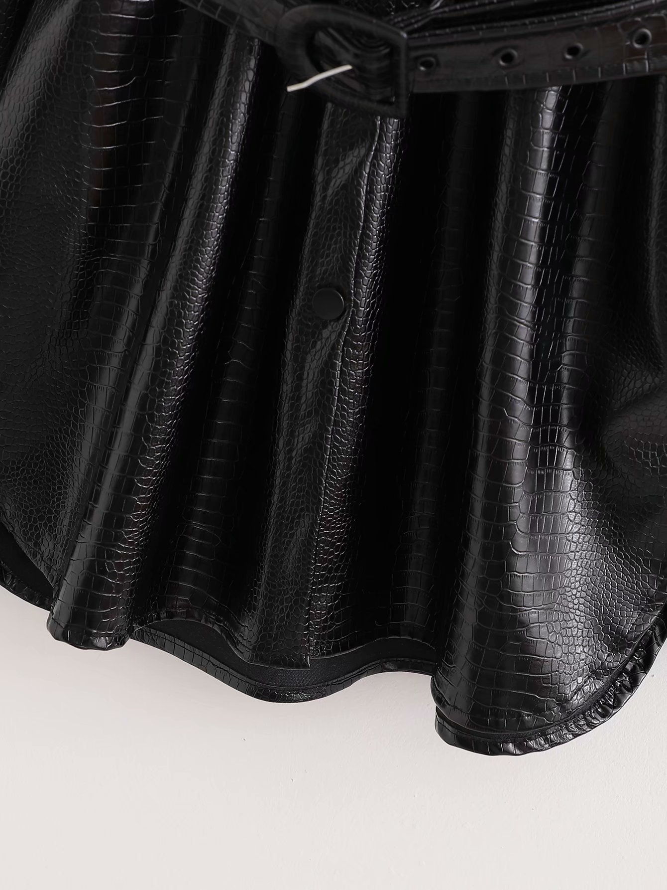 2020秋季欧美女装新款鱼皮纹仿皮外套女 3328