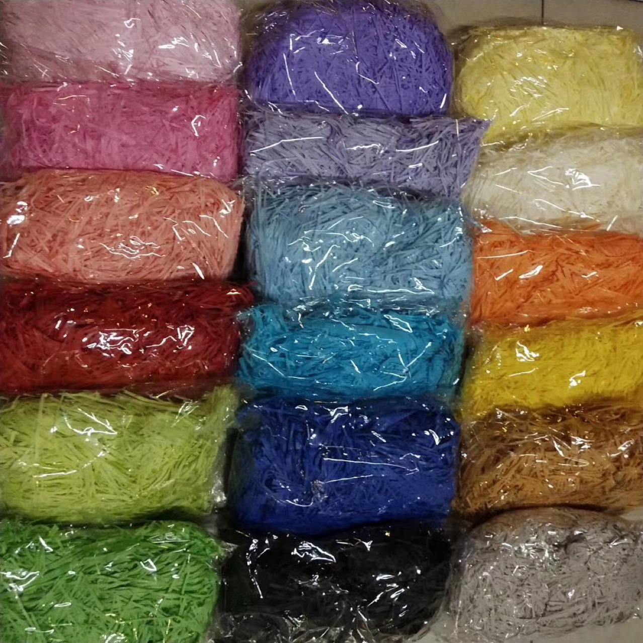 手工diy填充物拉菲草彩色碎纸丝礼物盒装饰品创意彩色包装材料