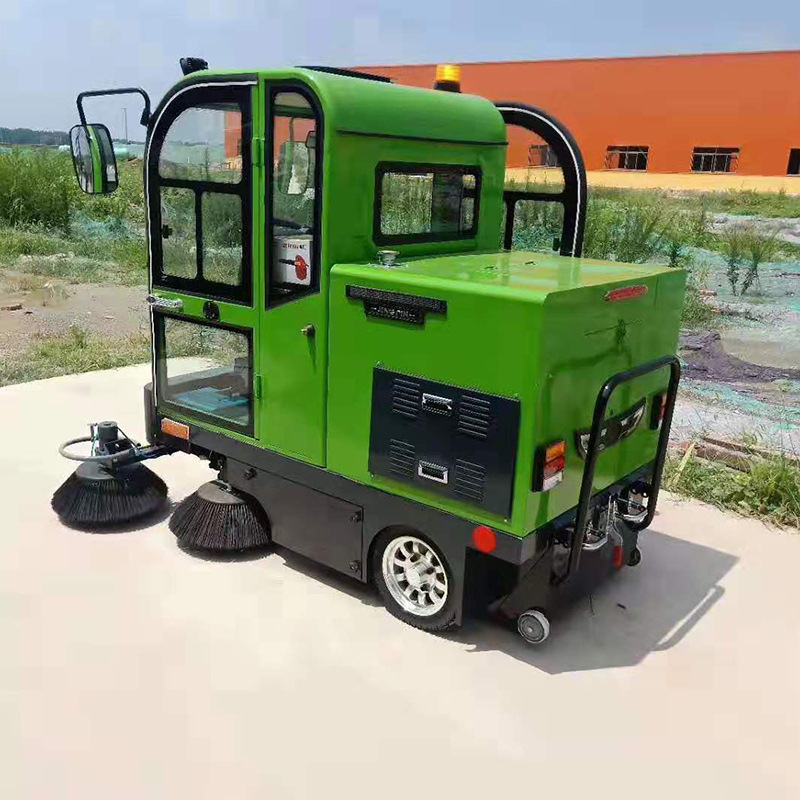 厂家四轮座驾式扫地车 电动清扫车 物业保洁用环卫清扫车