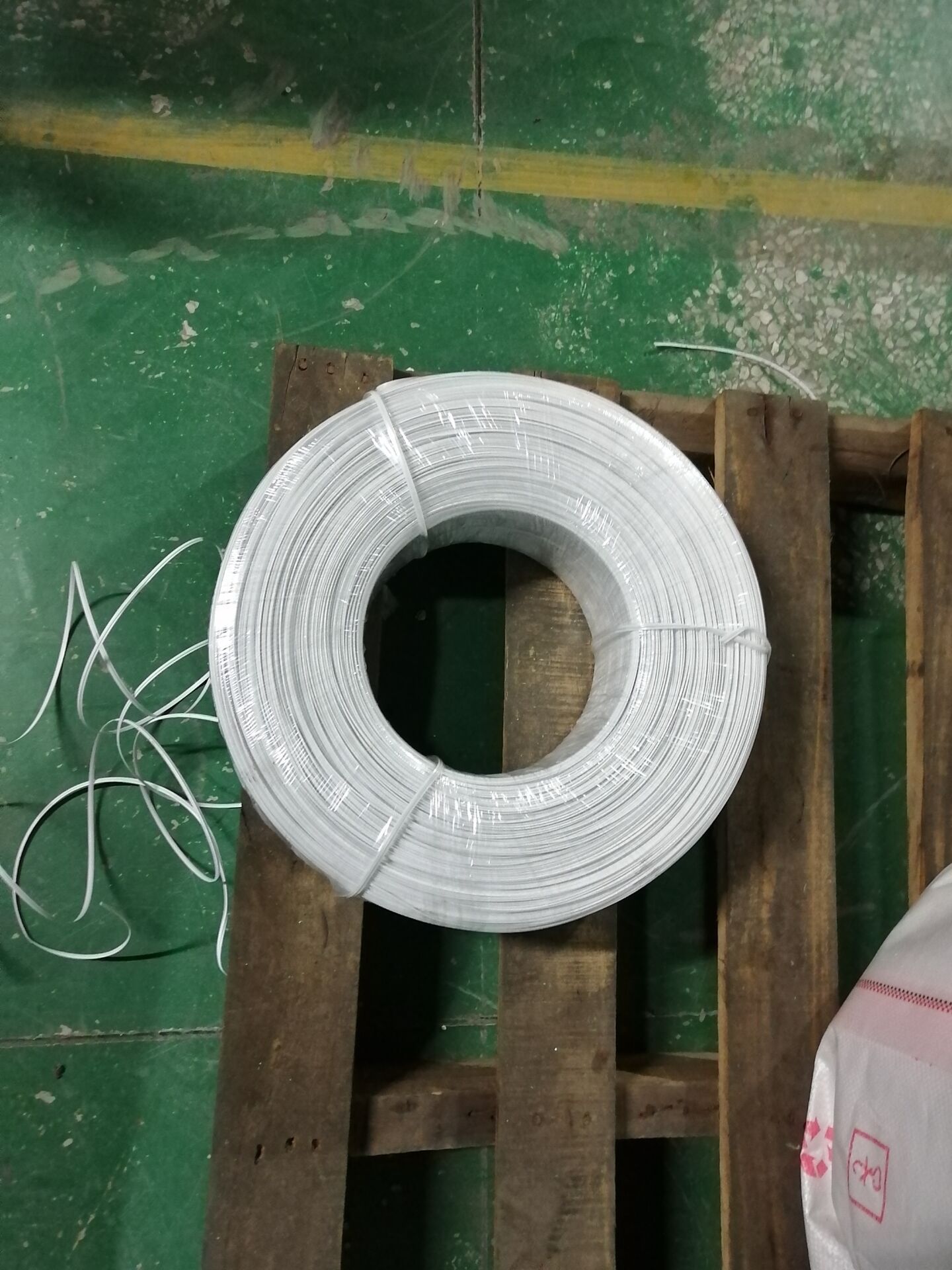 现货供应全塑鼻梁条 鼻梁支