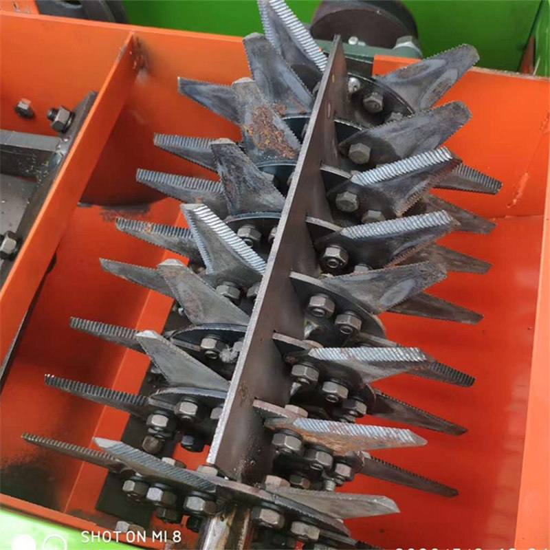 揉丝机内部结构