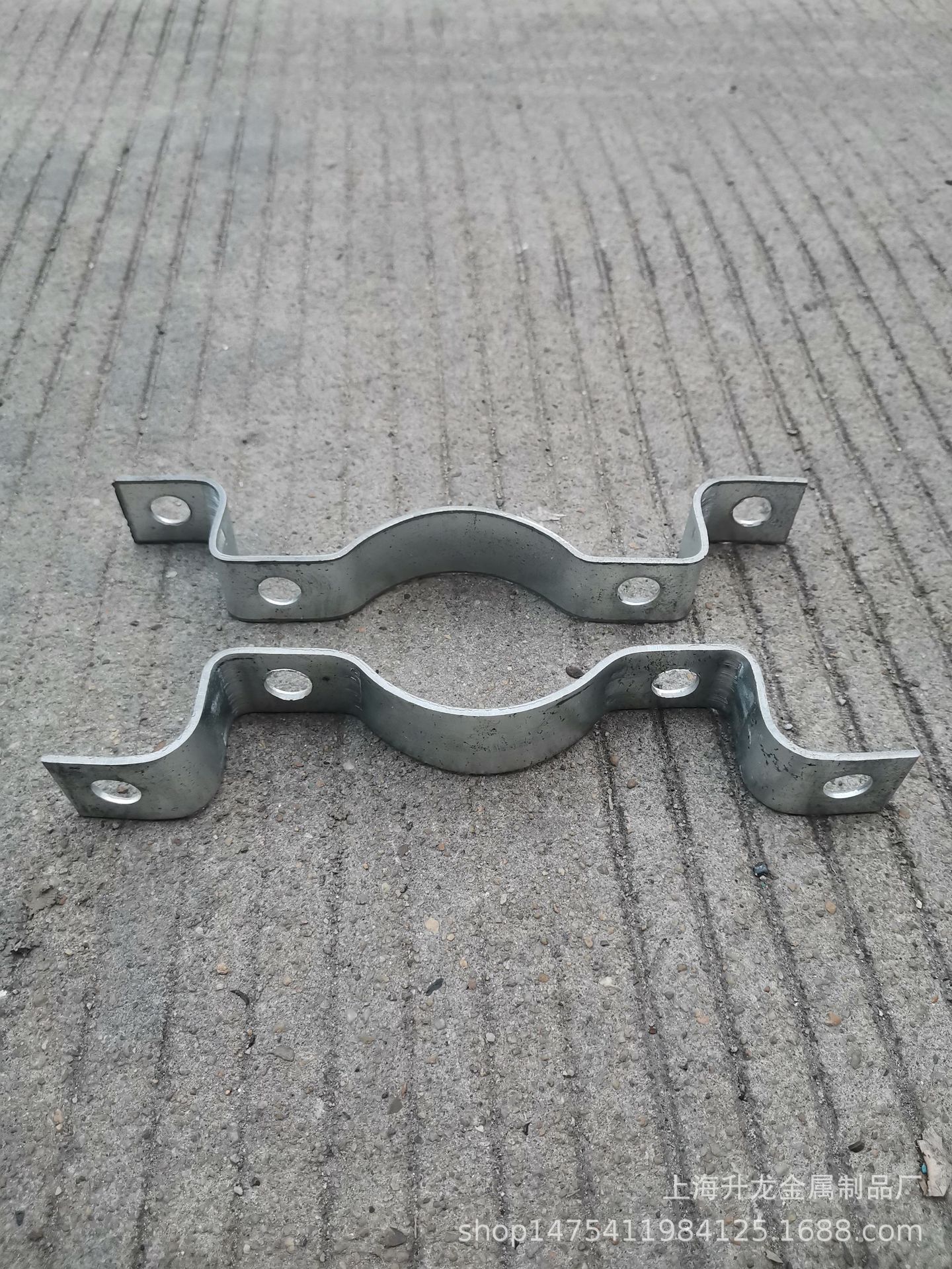 路牌专用厂家现货批发双面标志牌m型对卡标牌抱箍102型号规格齐全