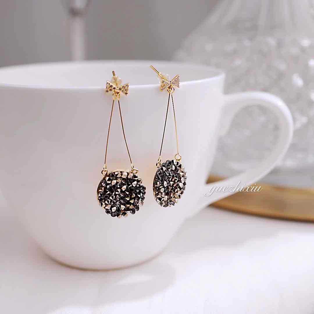 韩娜淑甜美气质镶钻蝴蝶结圆形圆饼s925银针耳钉 唯美大气耳环饰