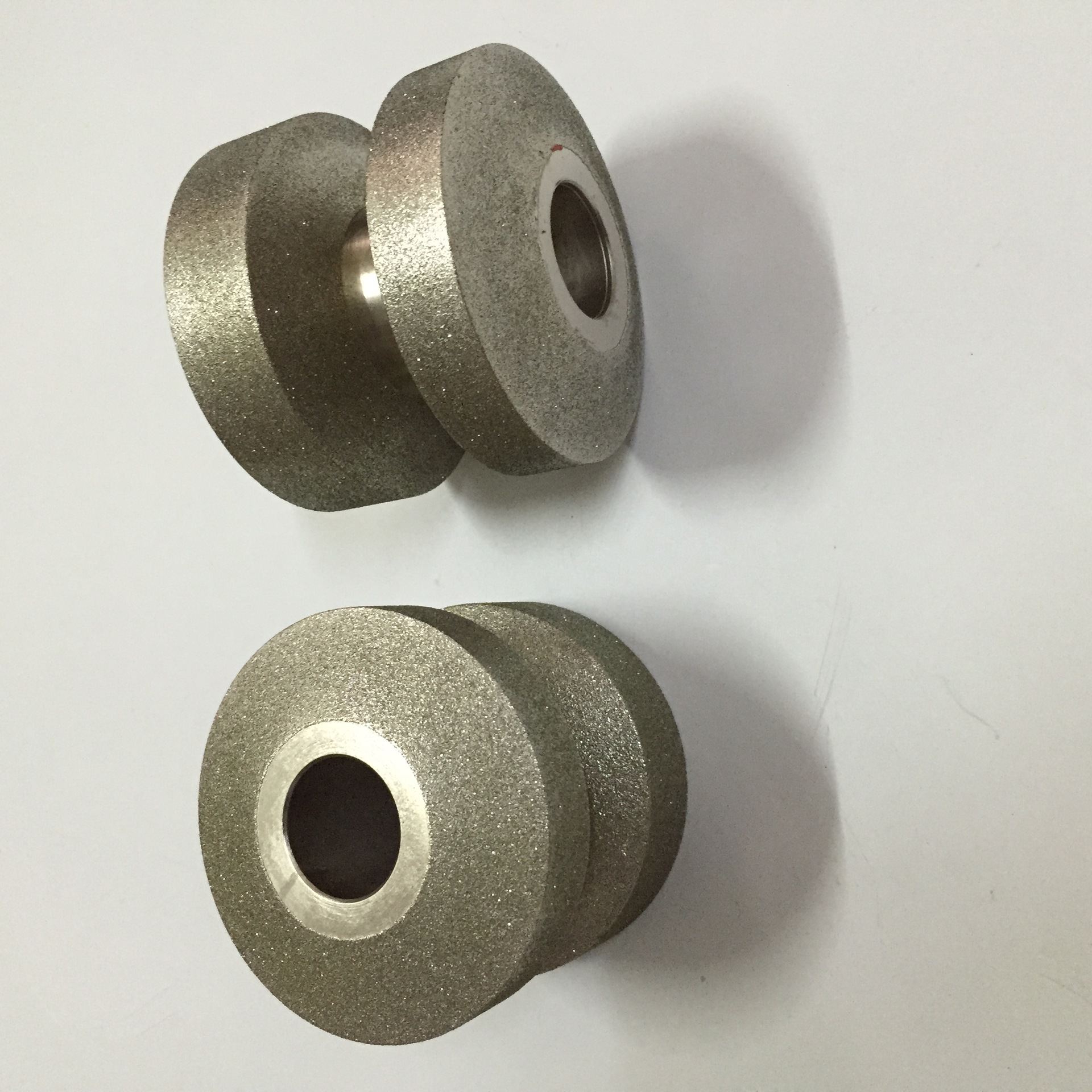 电镀金刚石喷砂,金属铝材表面镀砂砂加工,电镀金钢砂轮质量供货齐