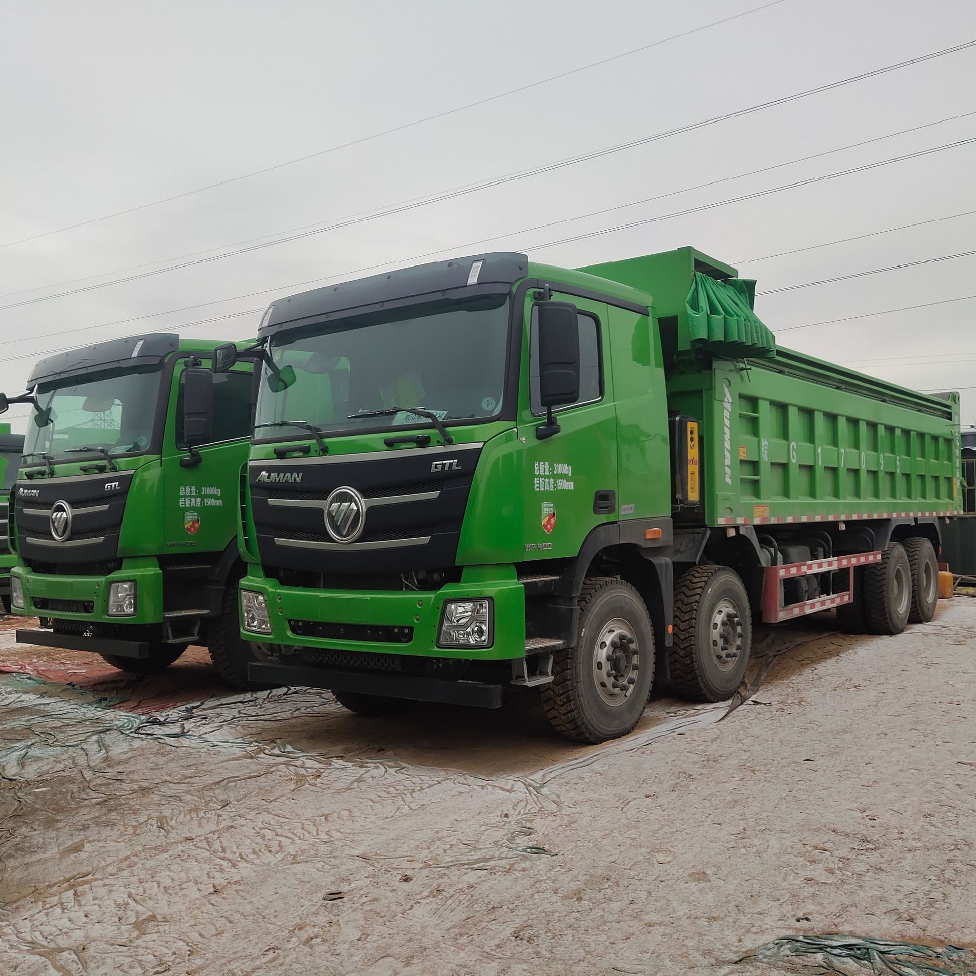 土方运输翻斗车 欧曼7.8米翻斗自卸车 二手前四后八翻斗车 可分期