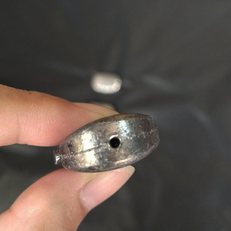 扁圆型穿心铅坠渔具 龟型铅坠 空心鱼坠 垂钓用品