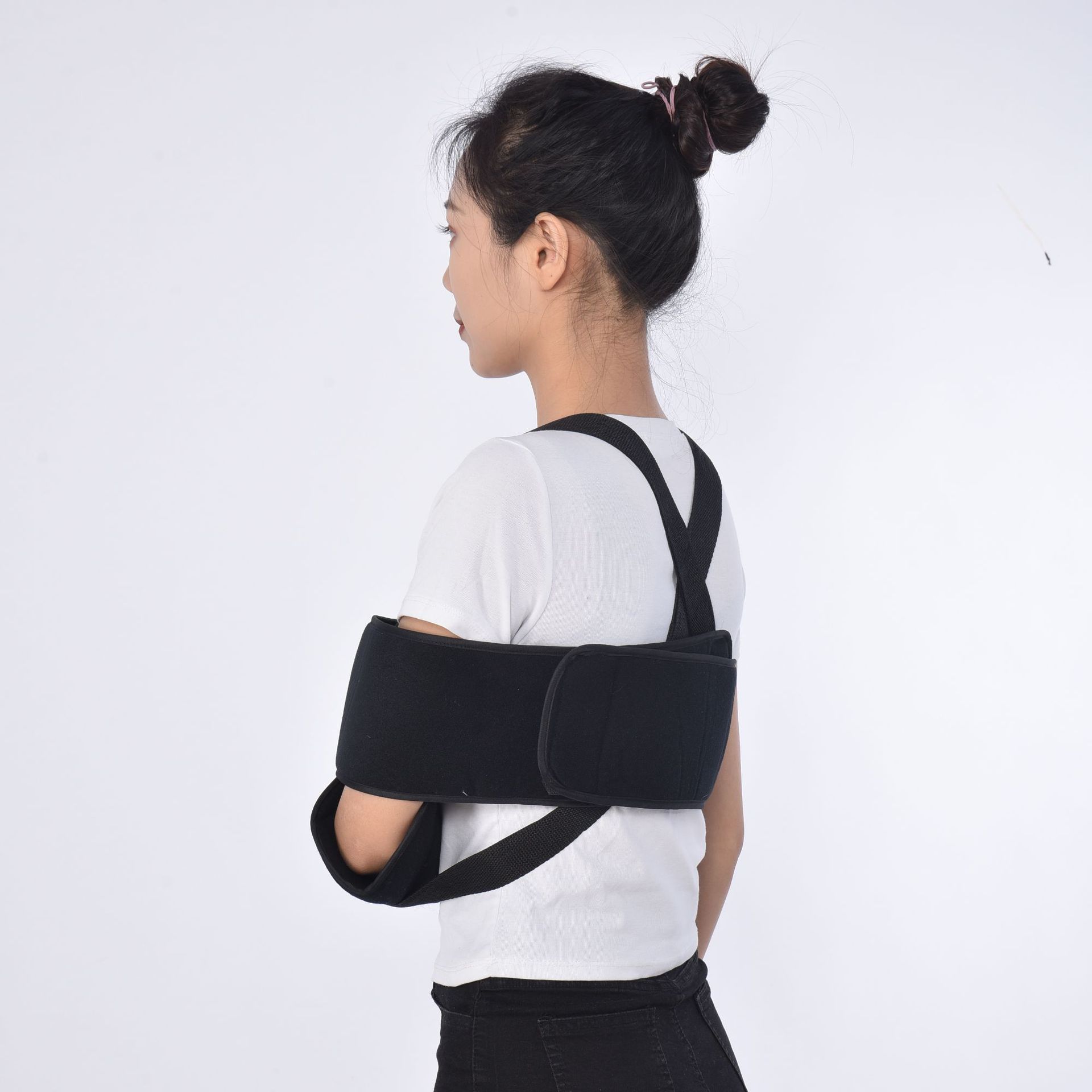 环抱式前臂吊带 手臂手腕骨折固定带肩关节脱臼脱位固定护具护托
