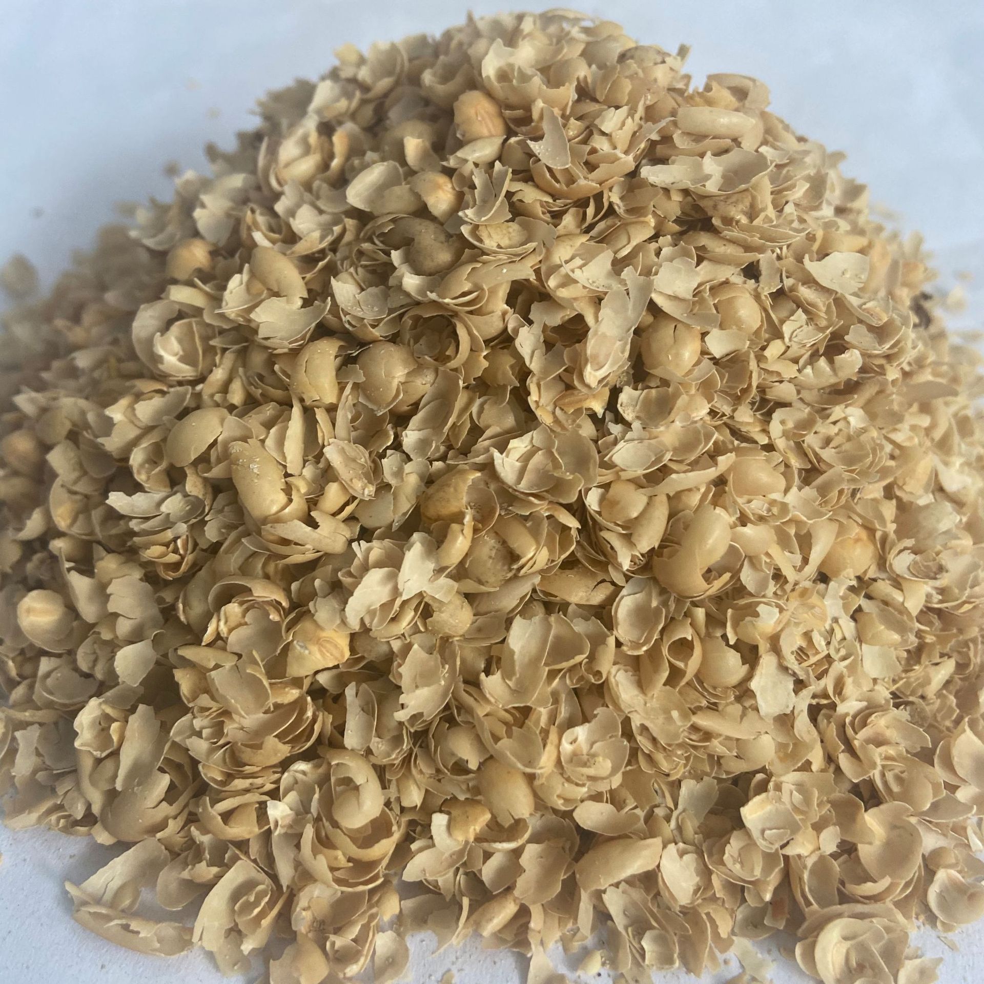 销售黄豆皮 大豆皮 芝麻粕 啤酒糟 供应各养殖场
