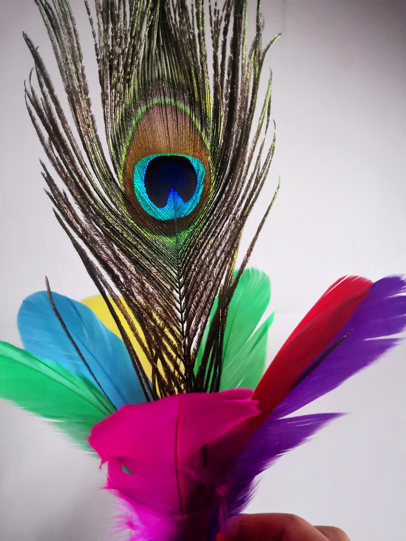 带孔雀毛彩色荷花毽子羽毛比赛用鹅毛宽毽球厂家批发优惠临沂特