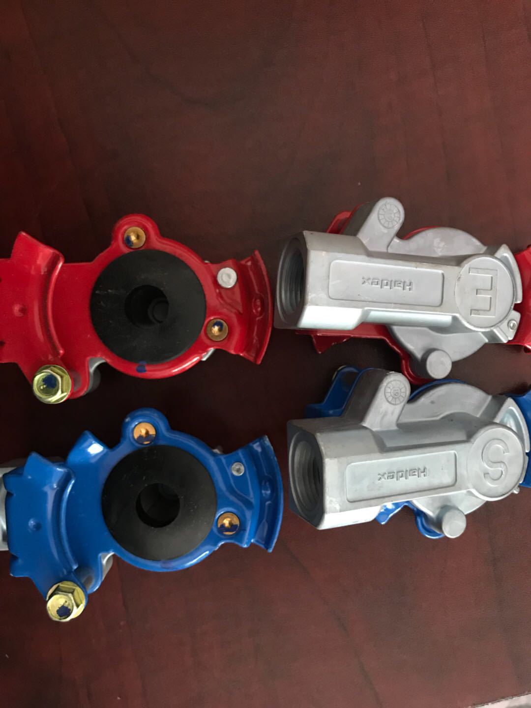 挂车气接头挂车气管接头半挂牵引车气接头握手阀原厂瀚德气接头握