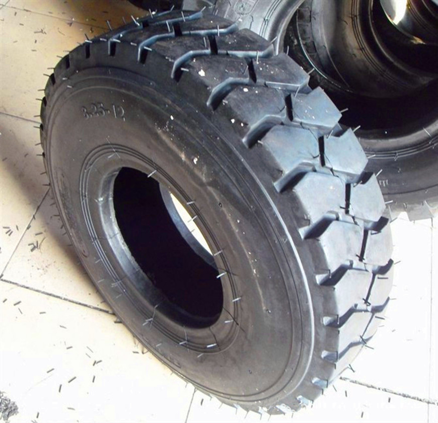 825-12轮胎叉车胎8.25-12轮胎
