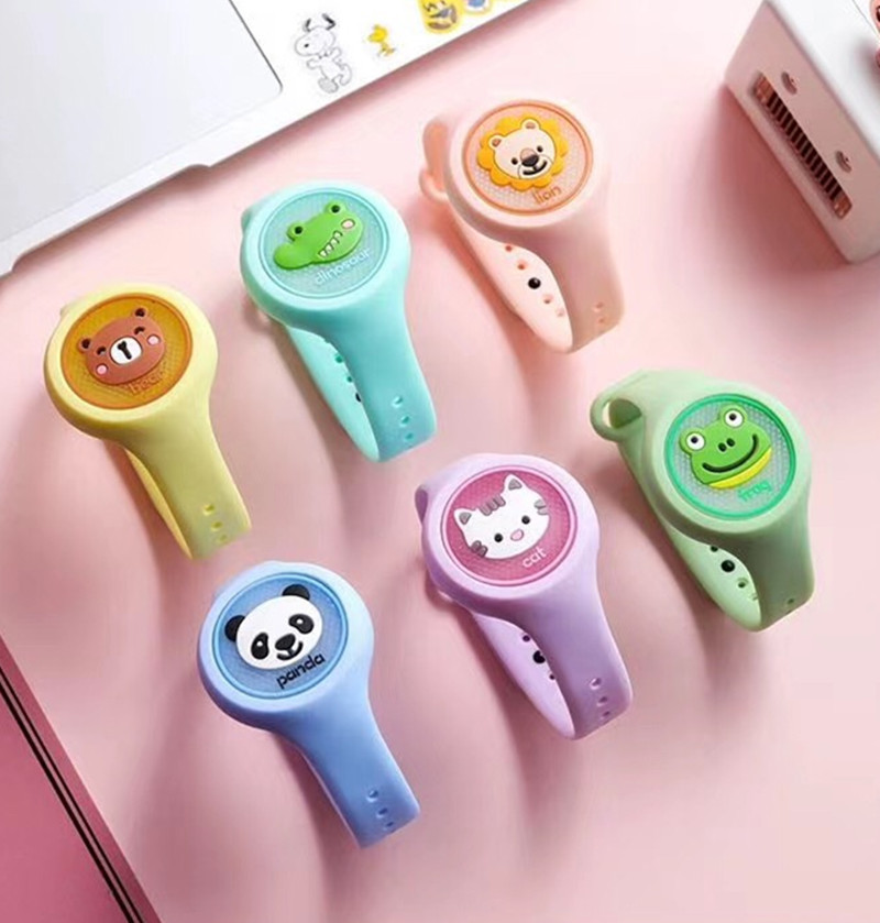 Children's Mosquito Repellent Bracelet Flash Rotating Mosquito Repellent Watch Ring Pop Mosquito Repellent Bracelet Rotating Gyro Stall Toy