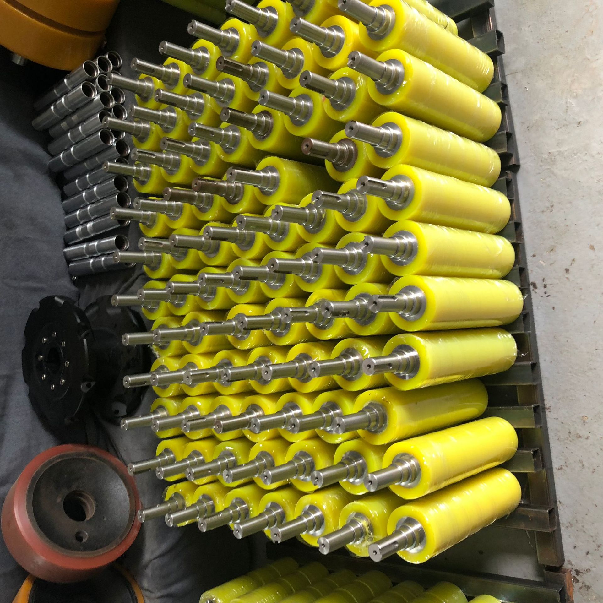 滚筒包胶轮辊胶聚氨酯定做pu聚氨酯定做滚轮驱动轮聚氨酯轮