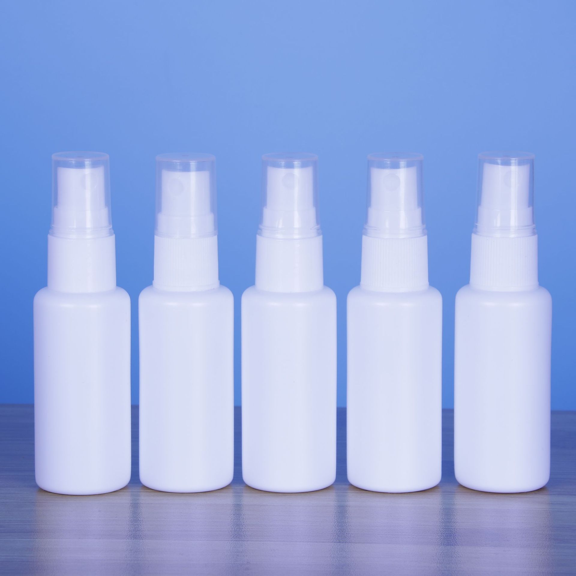 厂家批发 30ml喷瓶 pe白色喷雾瓶 脚气水瓶子 样品分装瓶 现货