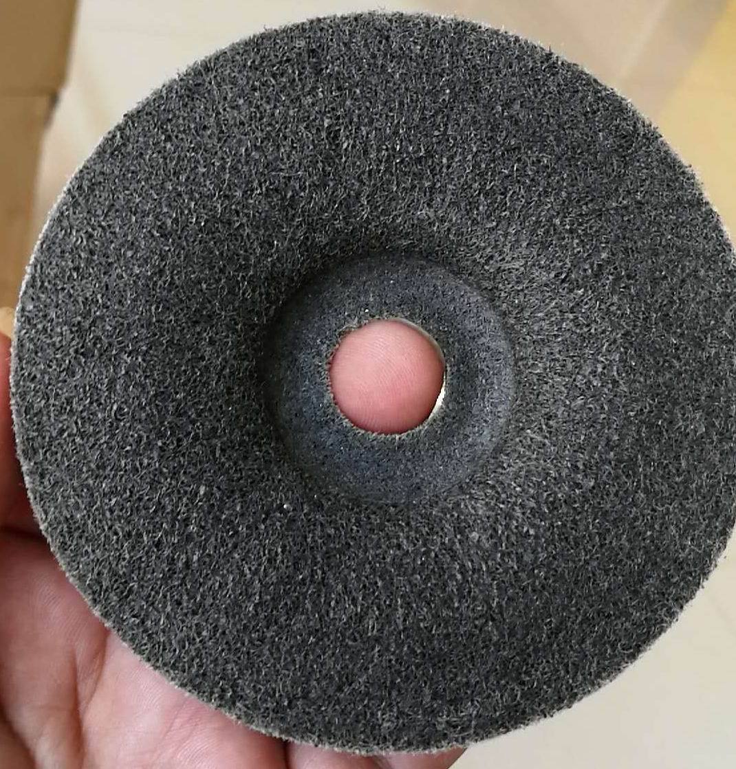 工厂直销尼龙蝶抛光尼龙片角磨机专用打磨片拉丝尼龙轮不锈钢抛光