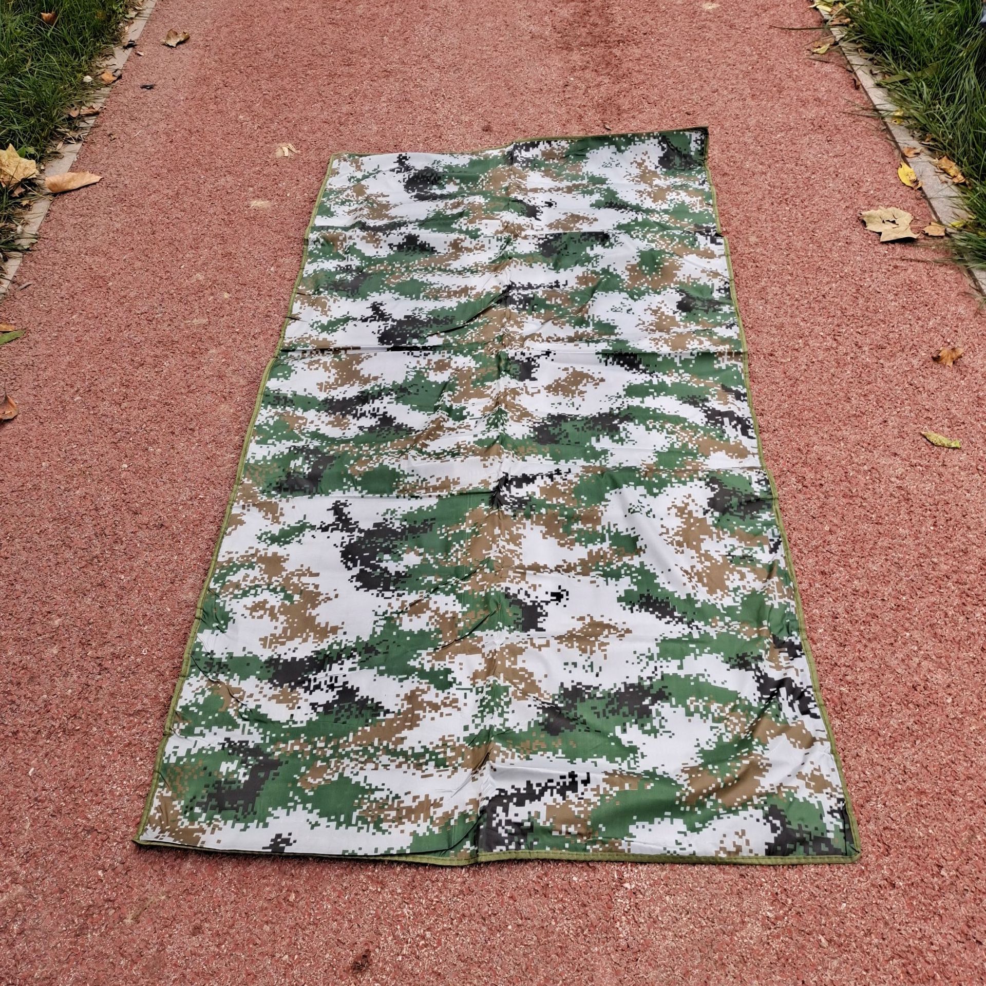 现货批发户外野营迷彩防潮垫数码迷彩单人防潮垫加厚迷彩铝膜垫子