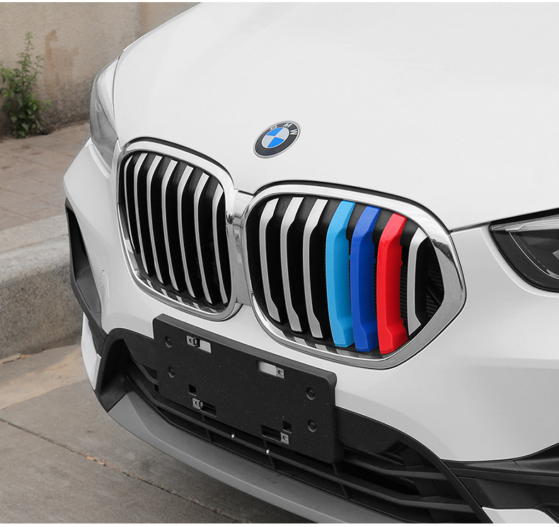 适用于162020款宝马新x1中网饰条x1前脸进气格栅三色条卡扣改装