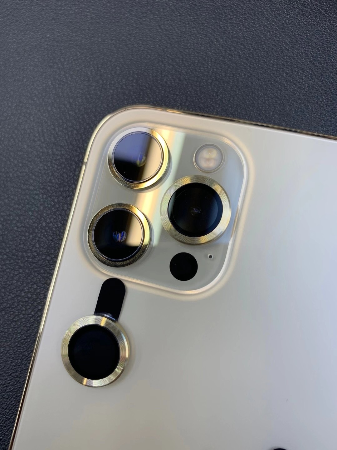 适用iphone12 pro max蓝宝石镜头玻璃膜苹果11 pro鹰眼蓝宝石金属