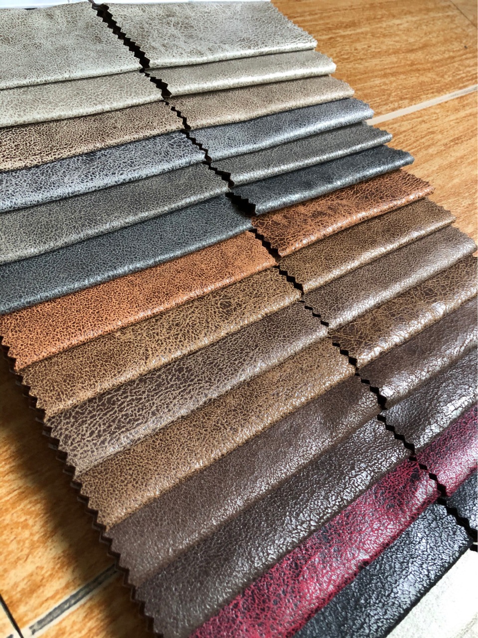 科技布现货拉毛复合底布加厚品质复古纹理耐磨耐脏仿皮