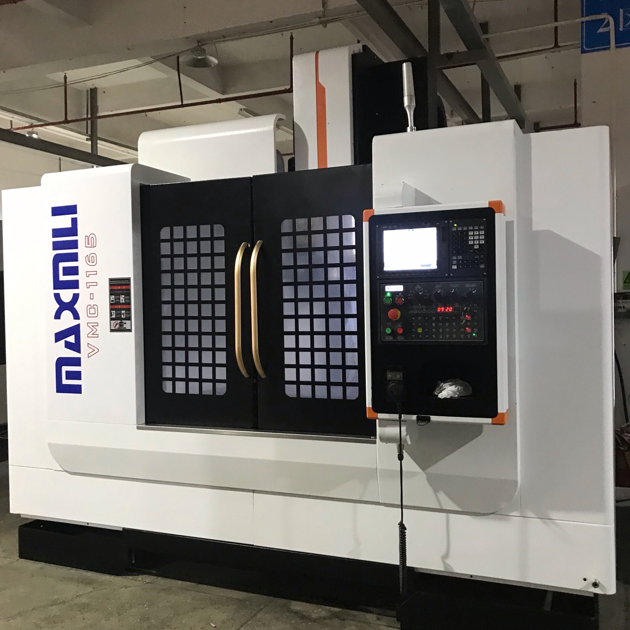 通用机床台湾世元1165立式加工中心小型立式