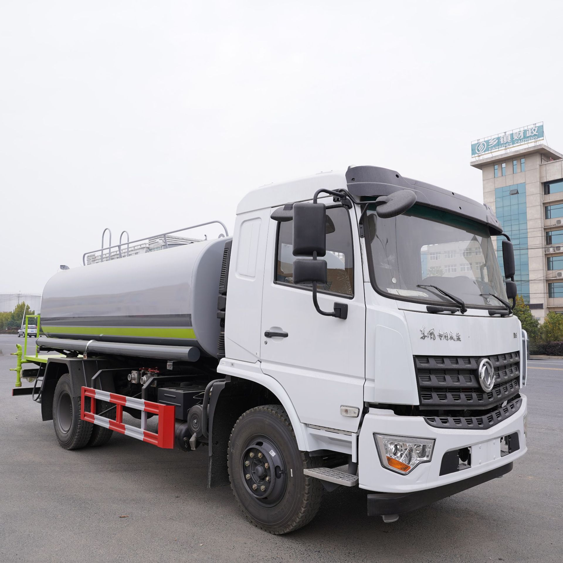 厂家国六洒水车 国六洒水车价格 厂家配送包上牌