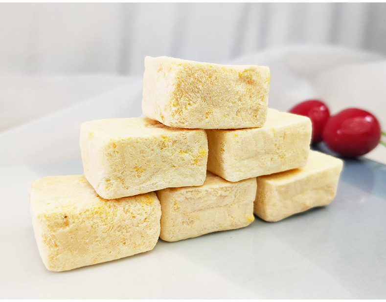 冻干酸奶块水果果粒酸奶粒草莓蓝莓芒果酸奶粒厂家批发量大可议价