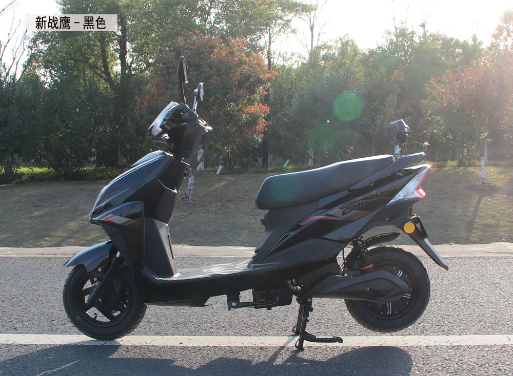 出口新战鹰电动摩托车60v72v成人电动车生产厂家
