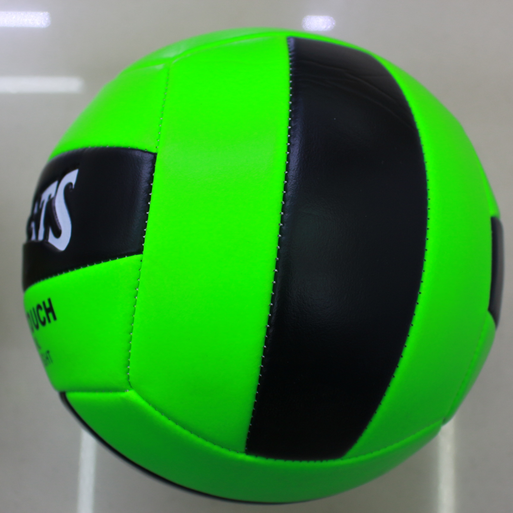 5号排球绿黑色高发泡中考专业标准比赛用软排球可来样定做可代发