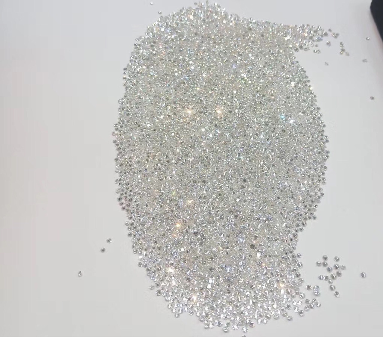 南非天然钻石批发碎钻厘石分石真钻k金白金镶嵌钻戒单反3厘5厘vs