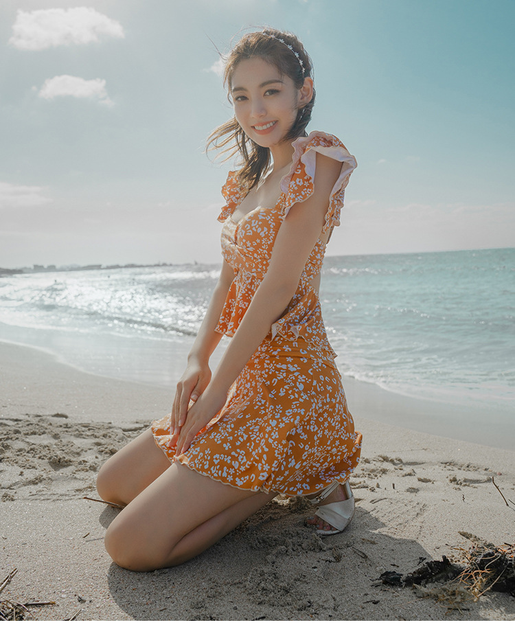 厂家批发时尚分体女游泳衣裙式可爱聚拢小胸钢托日韩比基尼泳装