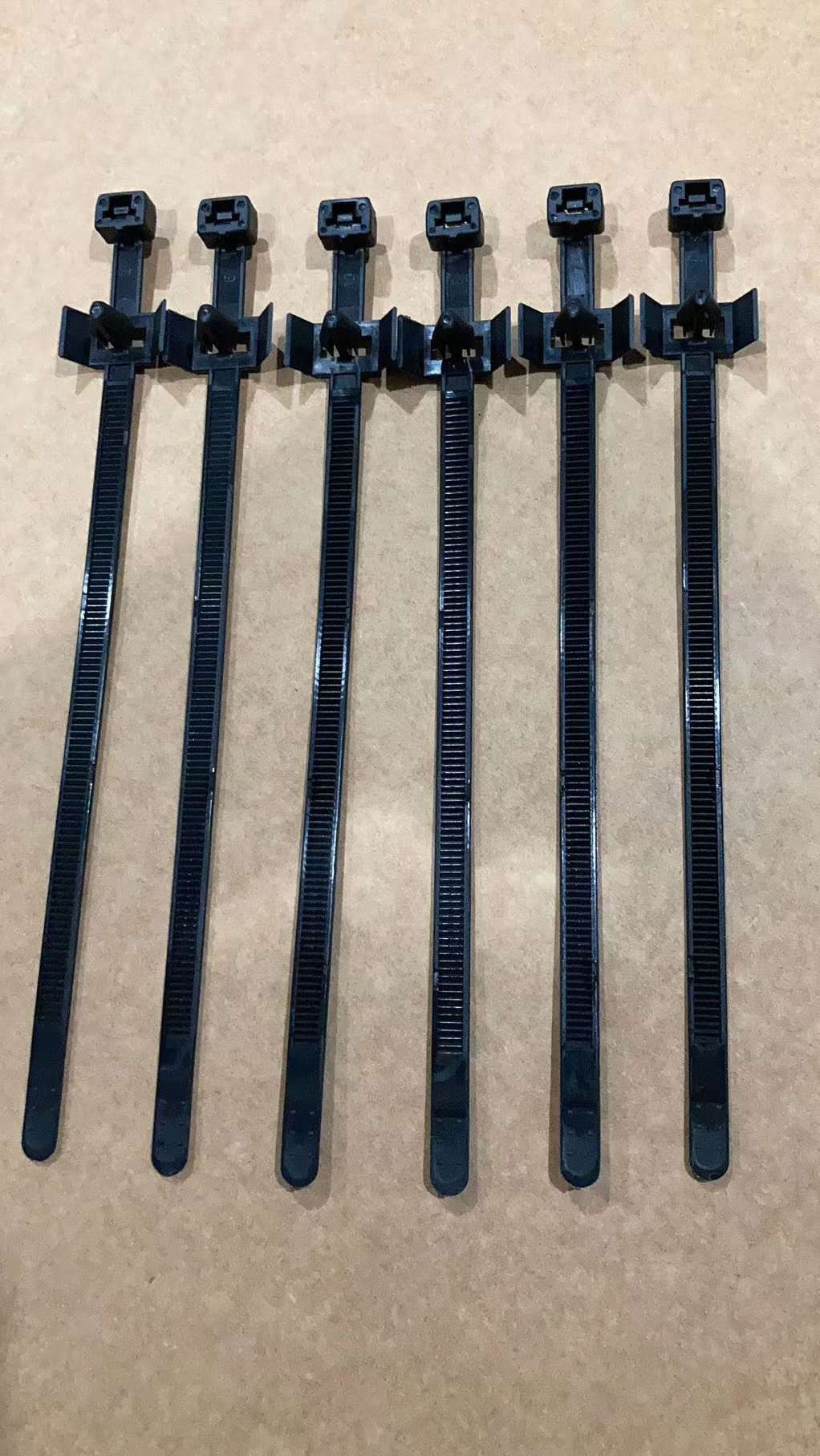 汽车线束扎带 飞机头尼龙扎带海尔曼太通q50r-pa66-na扎带