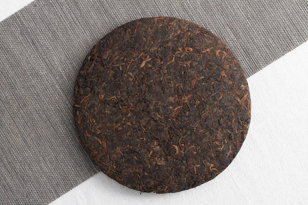 大量批发 普洱茶 干仓熟茶 勐海味 357克老普洱熟茶 云南七子饼