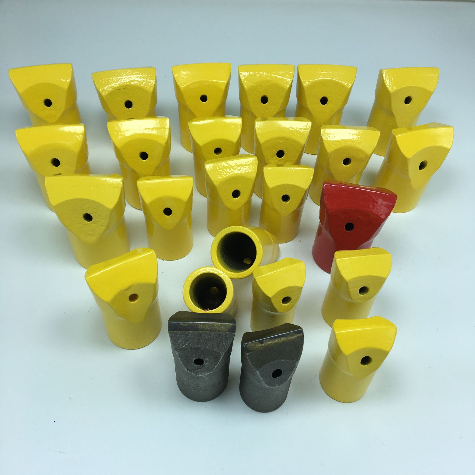 开山钎具钎头 矿用凿岩钻头 矿山一字球齿钻具 风钎杆