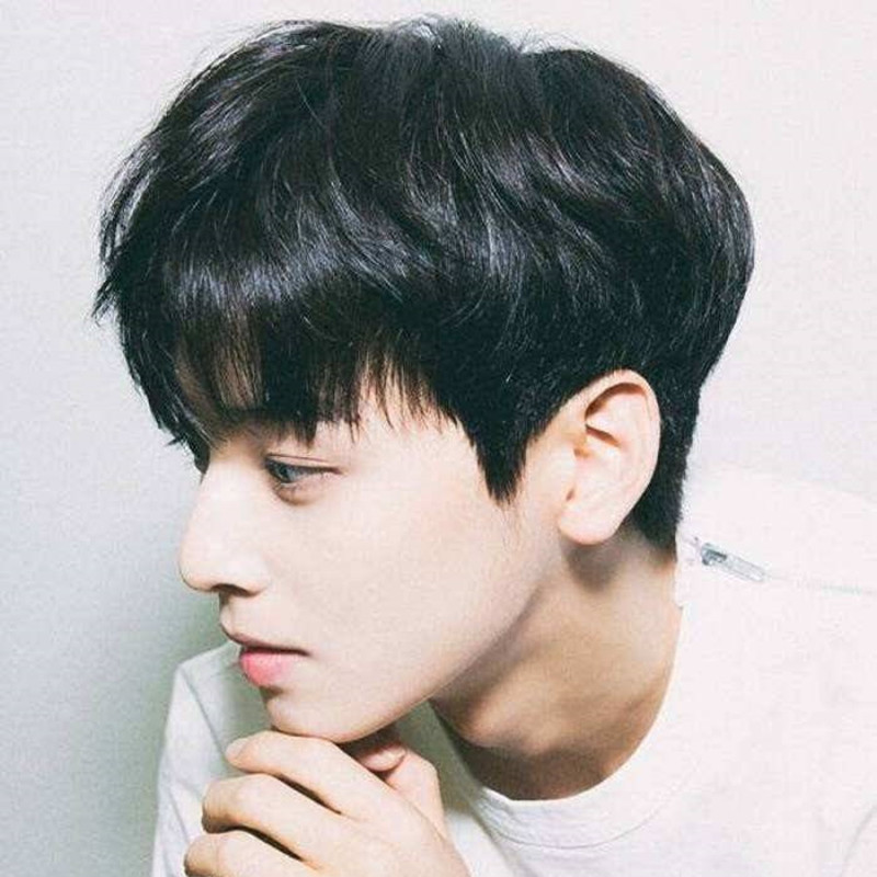 时尚新款假发男短卷发韩版帅气学生时尚个性蓬松自然黑色全头套式