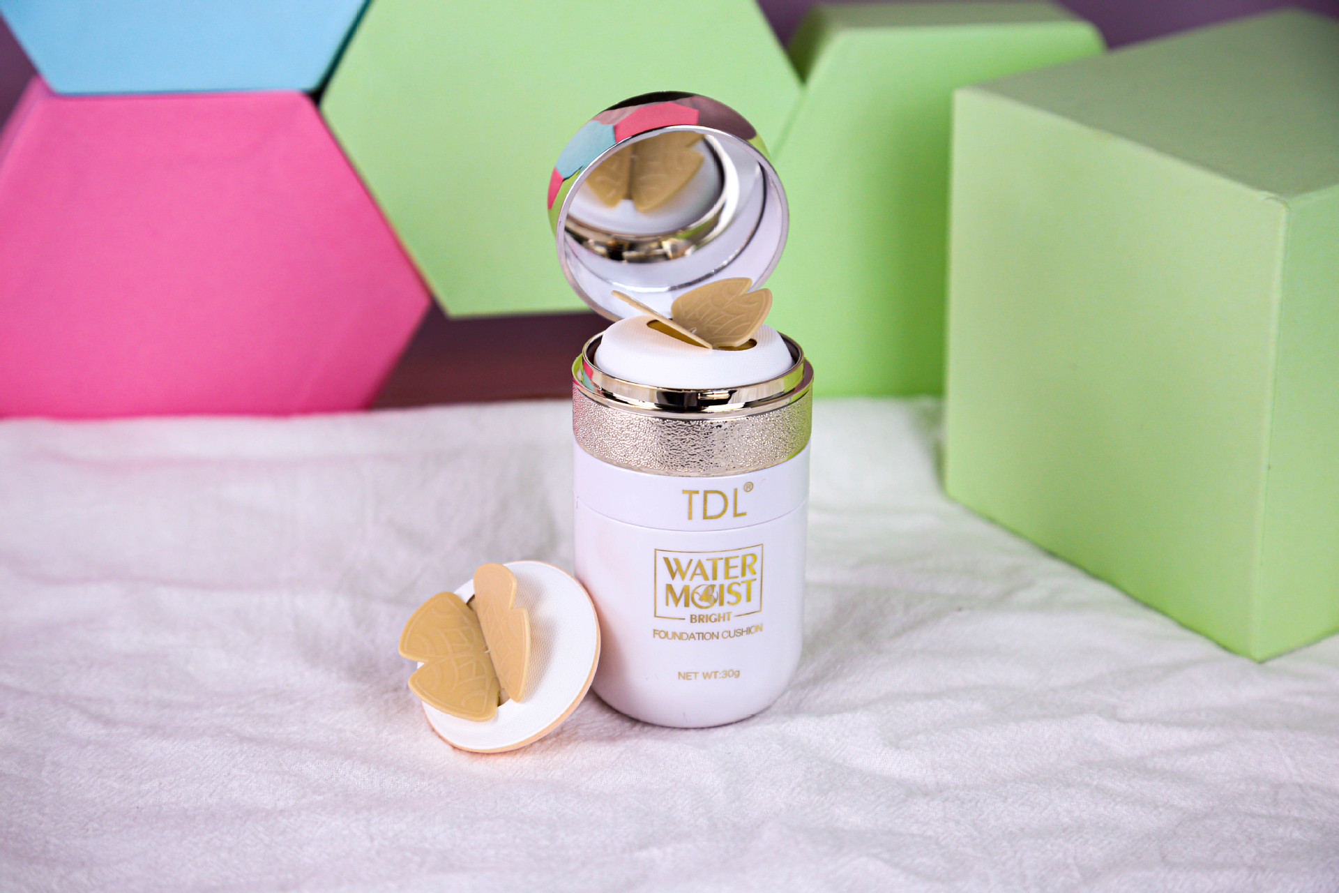 tdl蝴蝶气垫bb霜遮瑕隔离一体提亮肤色水感美颜霜直播厂家直供