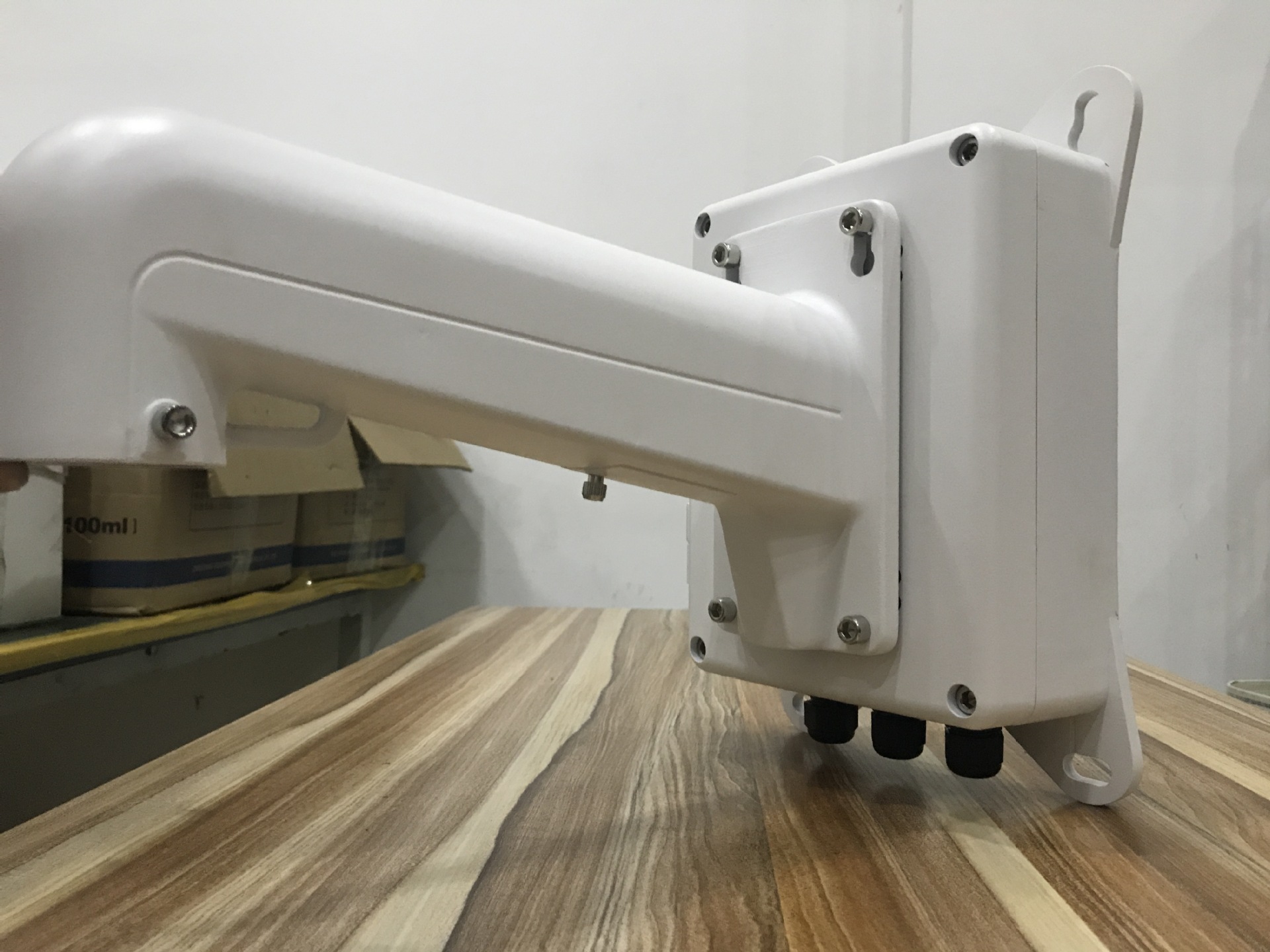 监控球机电源盒支架ds-1602zj-box海康大华通用球机防水盒支架