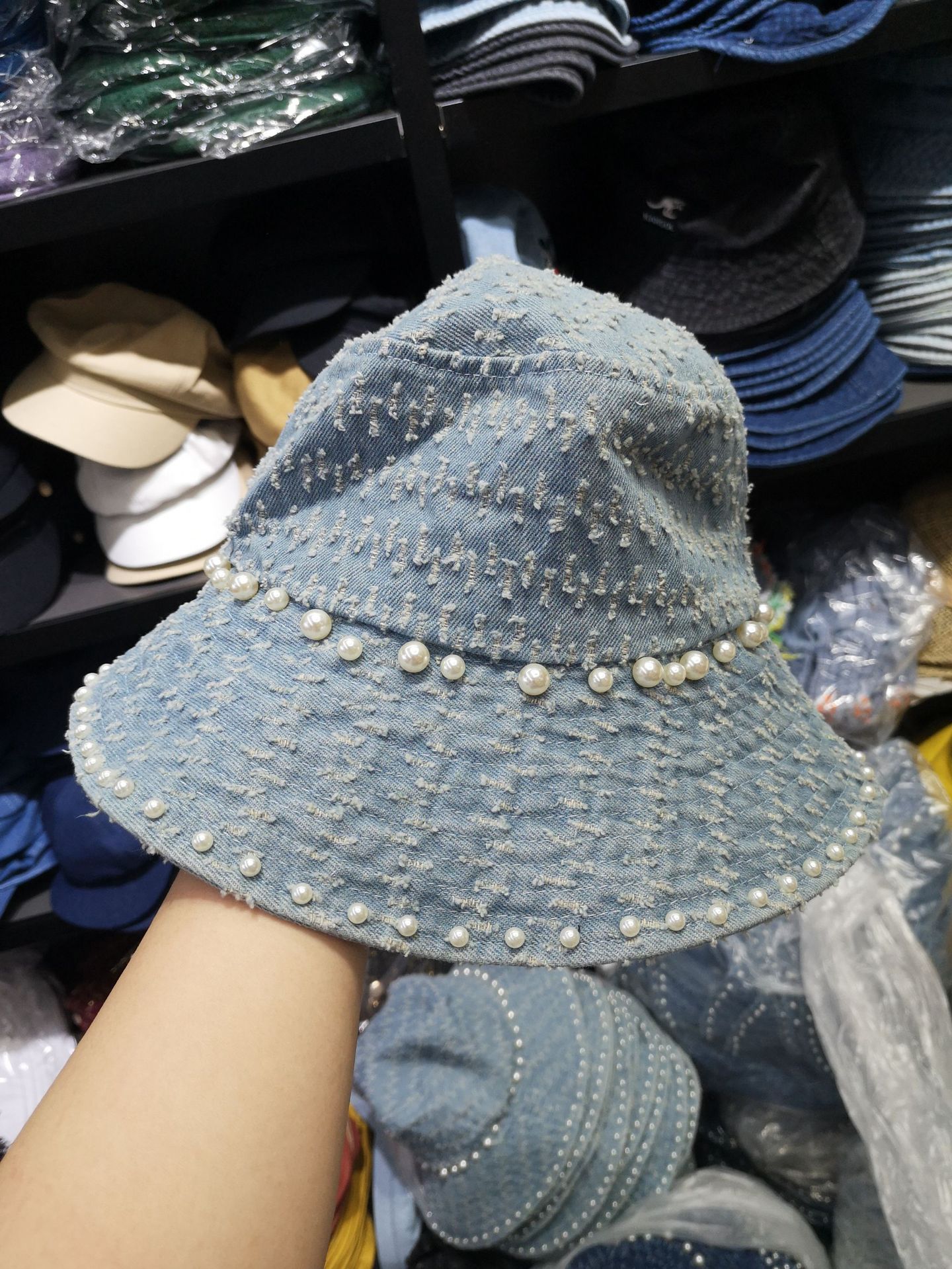 网红款气质珍珠牛仔布帽子女夏天休闲渔夫帽韩版时尚遮阳帽盆帽潮