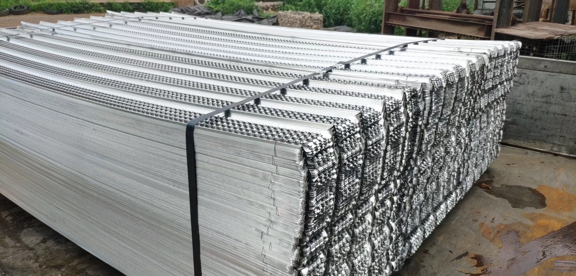 建筑工地镀锌快易收口网 热镀锌后浇带收口网 挡泥浆混凝土模板网