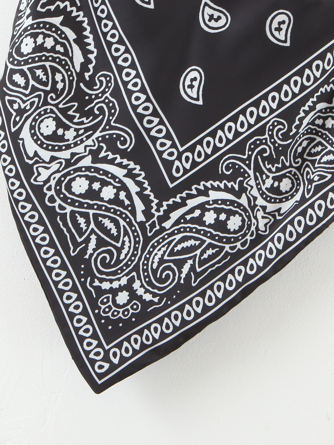 批发2020夏新品欧美风女装腰果花黑色小吊带