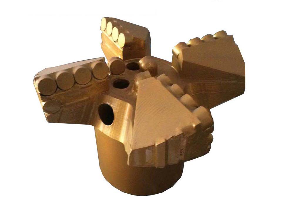 现货三翼内凹金刚石平顶钻头三翼金刚石钻头pdc金刚石复合片钻头